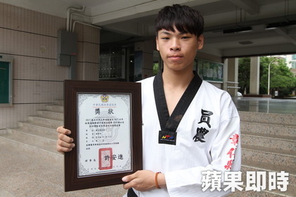 105學年度第1學期-電子媒體 105學年度第1學期-電子媒體