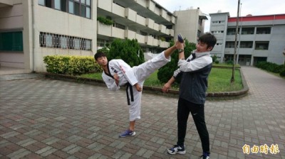 謝明坤取得國手資格。(記者顏宏駿攝) 謝明坤取得國手資格。(記者顏宏駿攝)