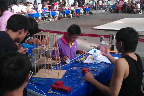 抗震競賽 抗震競賽