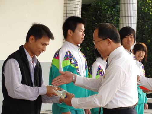 抗震競賽 抗震競賽